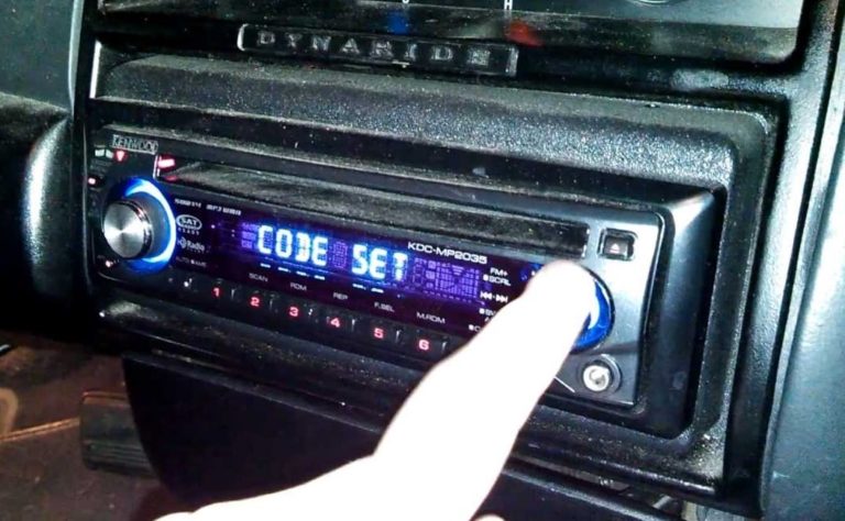 kenwood radio clock keeps resetting